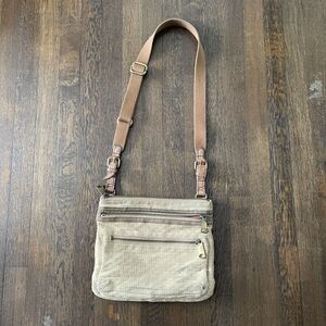 FOSSIL Explorer Crossbody/Messenger Shoulder Bag (Tan/Beige/Orange)